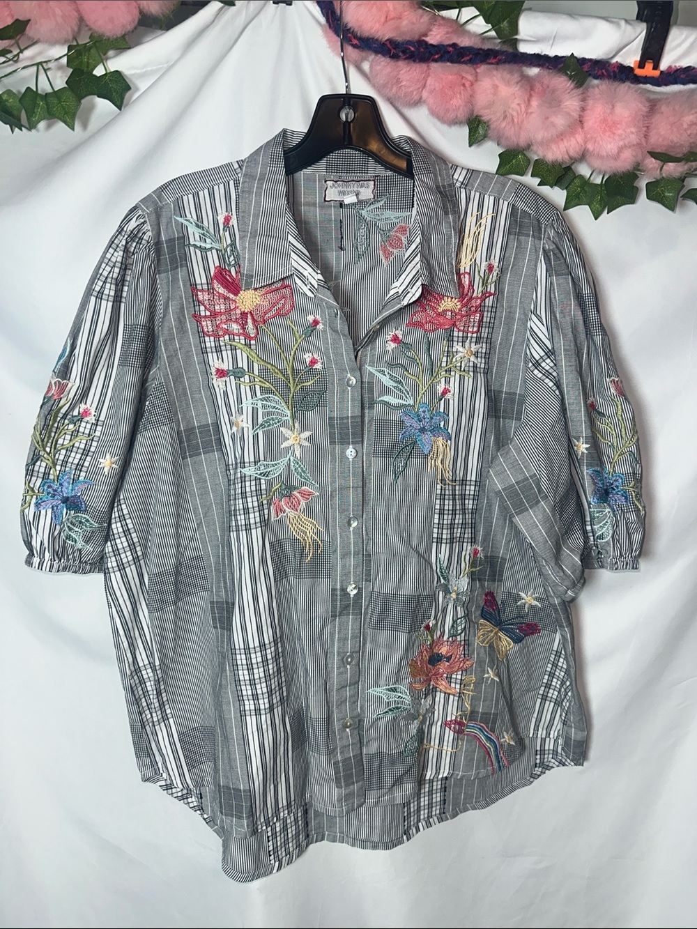 Johnny Was Jordan Lisbon Gray Plaid Button-Down Shirt with Multicolor Floral Emb